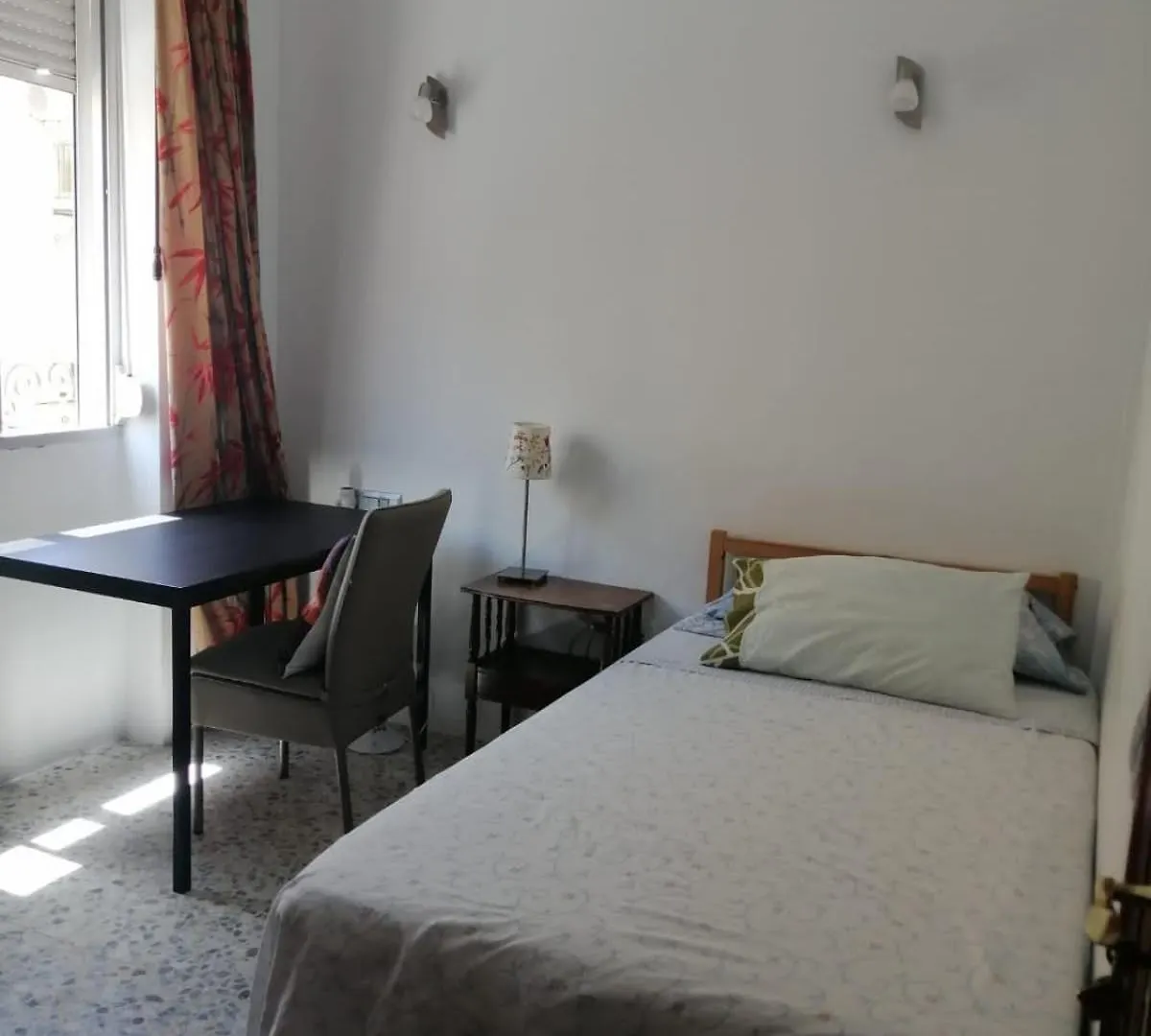 D Habitacion Preciosa Grande Comoda Wifi Malaga Centro