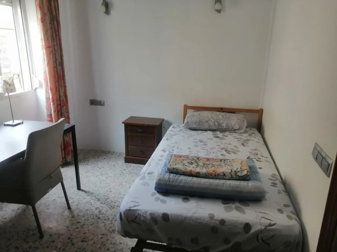 D Habitacion Preciosa Grande Comoda Wifi Malaga Centro Ubytování v soukromí